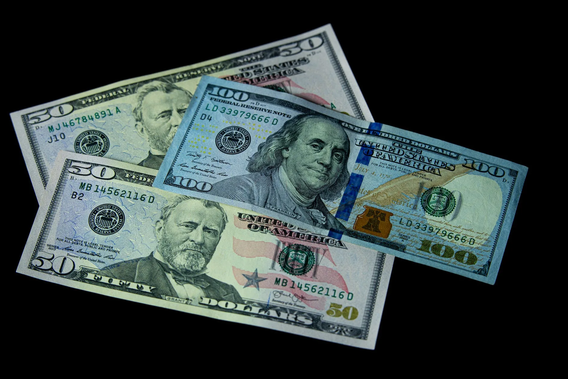 The Bright Future of Emerging Market currencies: Interview with Mike Robertson and Adrian Brown