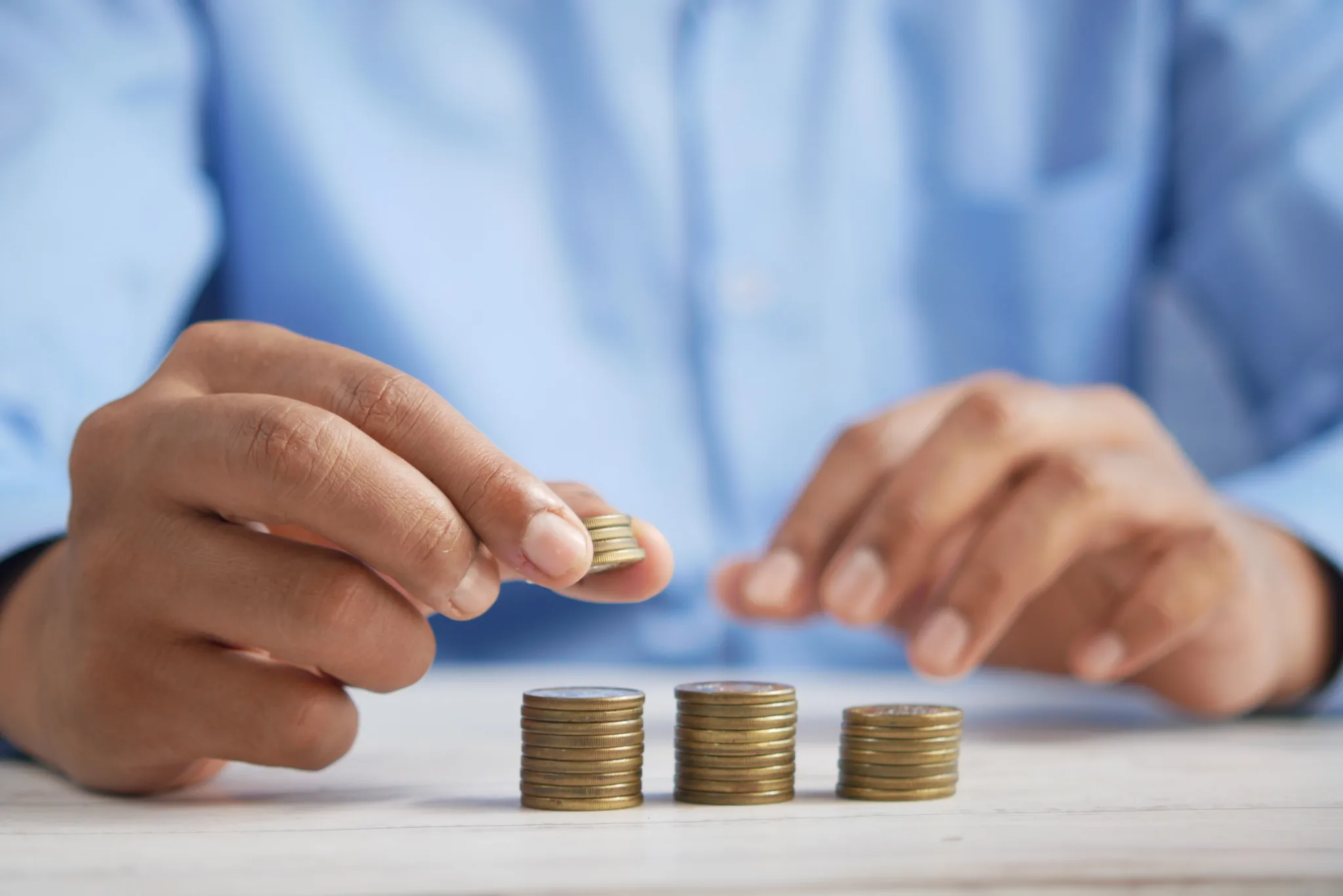 Saving vs Spending: How to be Recession Ready and Thrive in the Downturn