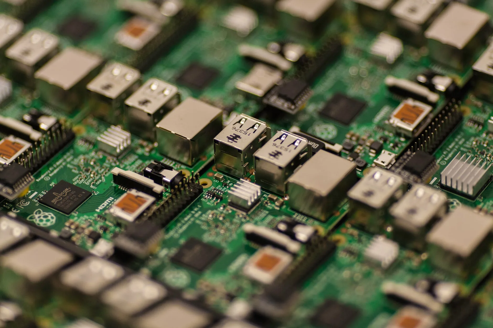 Revolutionizing IT in Finance: A Deep Dive with Lakeside Software
