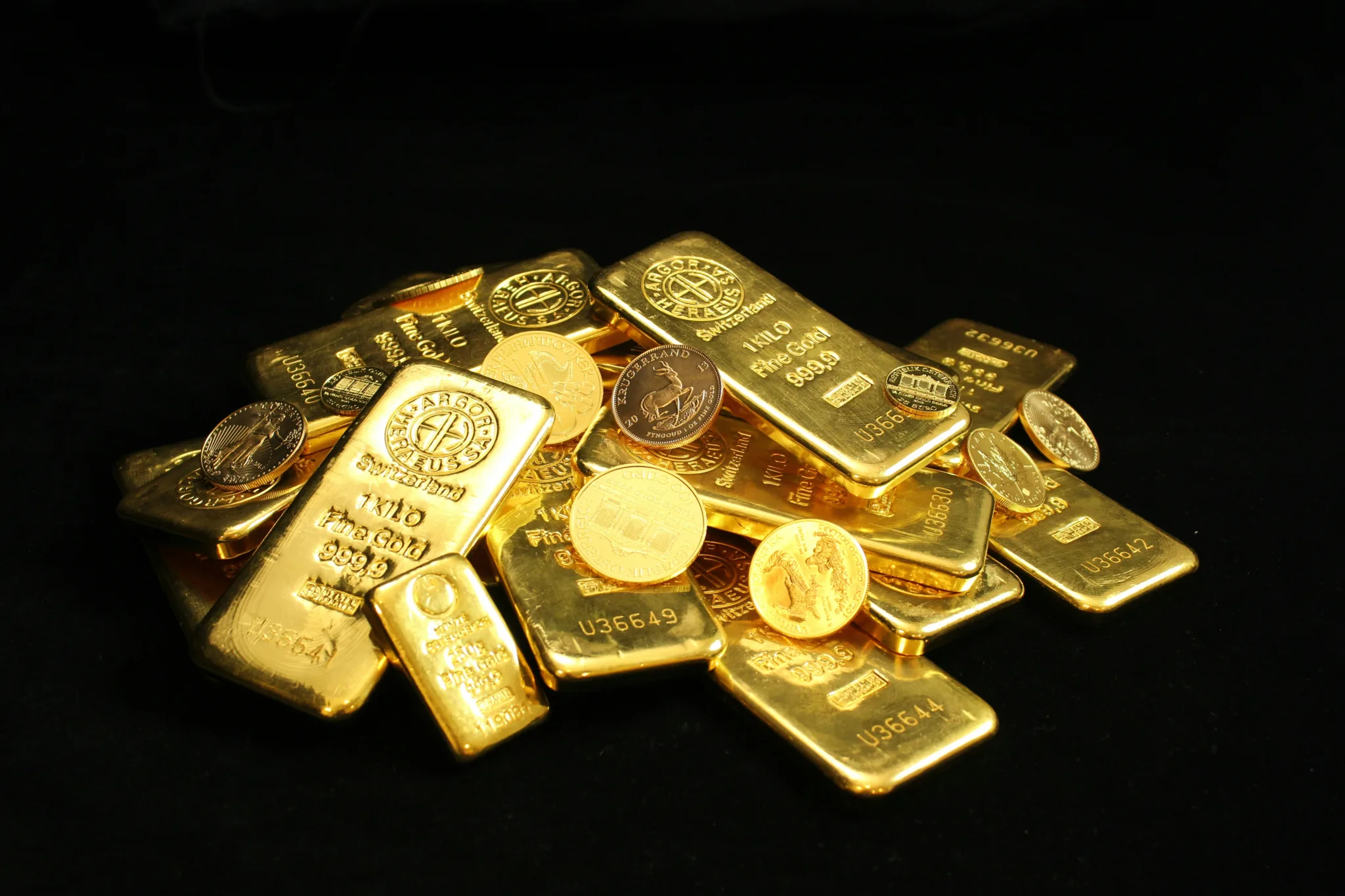 Why Buying Gold in 2025?
